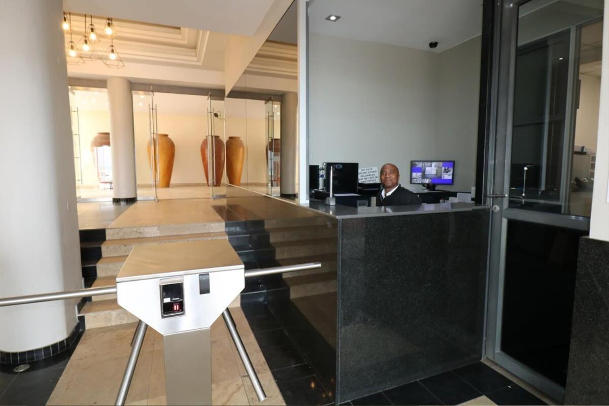 Ferienwohnung Surfers Penthouse Muizenberg Exterior foto